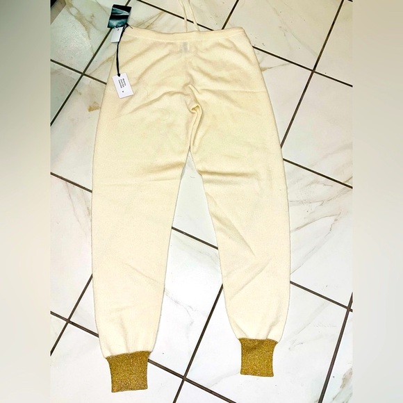 BNWT!! Madeleine Thompson Women's Ariuno Pants - Cream/Gold - Picture 4 of 6
